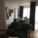 Marina Apartment *